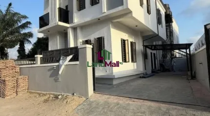 Sales Alert* 5bedroom fully detached with bq