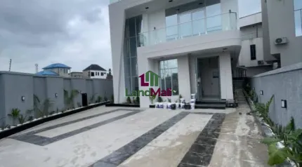 CONTEMPORARY 5BEDROOM FULLY DETACHED DUPLEX FOR SALE.
