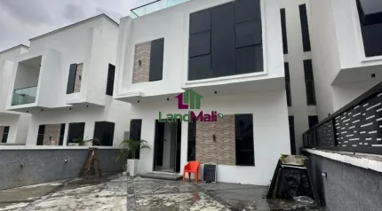 Luxurious 5 bedroom semi detached with BQ  Location: Sangotedo, Lagos