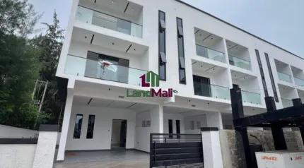 4 BED || 280 MLLION ||  IKOTA , LEKKI, LAGOS.