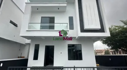 Luxurious 4 Bedroom Fully detached  with BQ  Location: Idado, Lagos