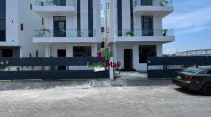 Luxury 3 Bedroom Apartment & 4 Bedroom Maisonette with Elevator, Swimming Pool, Gym & BQ located in a serene neighborhood.