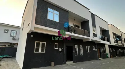 2Bedroom Terrace Duplex With a Bq  Location: Orchid