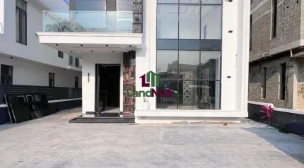 5 Bedroom Fully Detached Duplex 