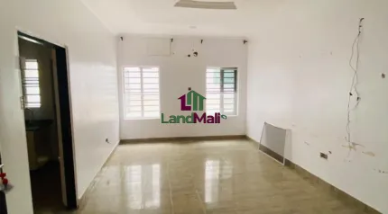2 bedroom flat available for rent  Location: ikota Lekki Lagos 