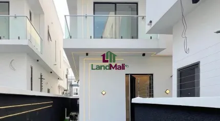 📍CHEVRON LEKKI | 4 BED | N235M 4 BEDROOM SEMI-DETACHED DUPLEX WITH AMPLE PARKING SPACE FOR SALE