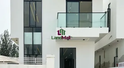 5 Bedroom Fully Detached House 