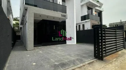 Exquisitely Detailed 5 Bedroom Fully Detached with Private Swimming Pool, BQ, Ante room, Ample Parking Space, CCTV, etc