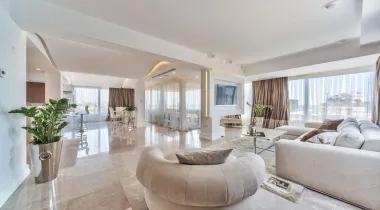 Short-let Apartment 