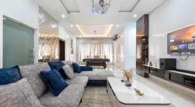 Short-let Apartment 