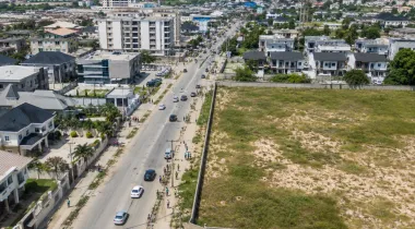 Bare land in a growing neighbourhood 