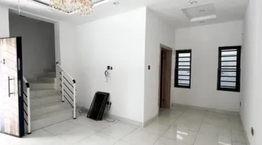 3 BEDROOM APARTMENT WITH ELEVATOR AND POOL AT LEKKI PHASE 1 LAGOS FOR SALE
