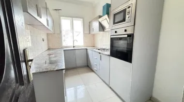 *2 BEDROOM FLAT FOR RENT