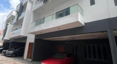 Exquisite 3 Bedroom Terrace Duplex
