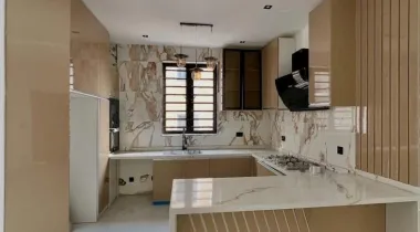 LEKKI PHASE 1 | 2 BED | N195M FULLY SERVICED 2 BED APARTMENTS WITH GYM FOR SALE