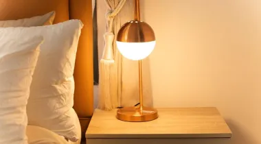Bed lamp