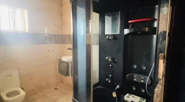 4 bedroom semi detached duplex with a bq 