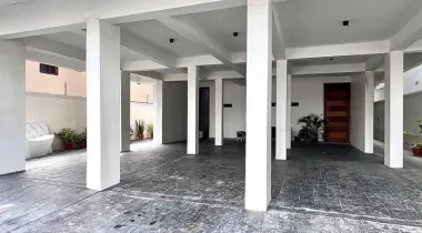3 Bedroom Apartment With Swimming Pool|Gym| At Lekki Phase 1, Lagos
