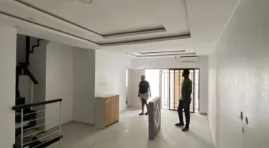 For lease  Self serviced 4-bedroom terrace duplex with BQ