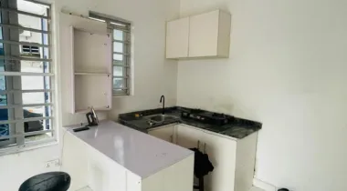 Spacious Mini Flat available for rent