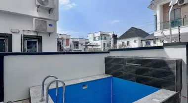 📍IKOTA LEKKI | 5 BED | N420M CONTEMPORARY 5 BEDROOM FULLY DETACHED HOME WITH SWIMMING POOL, SOLAR, INVERTER &amp; BATTERIES, GYM ROOM , CINEMA , ROOF TOP TERRACE FOR SALE