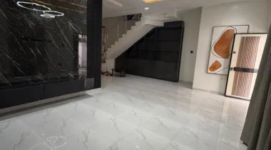 4bedroom semi detached 