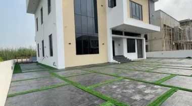 5 Bedrooms Fully-Detached Duplex with 2Bqs
