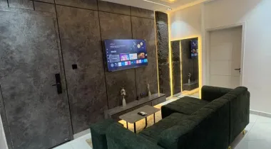 Brand new 1 bedroom apartment with balcony Yaba