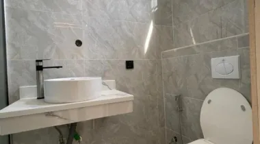 LUXURY 5BEDROOM FULLY DETACHED DUPLEX FOR SALE