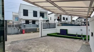 4 Bedroom Detached Duplex
