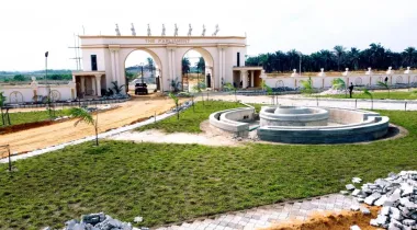 The Parliament is not just another estate: it’s an embodiment of luxury, comfort, and premium living located strategically along the prime corridor of Lekki-Epe Expressway, Bolorunpelu. As one of the seven Citadels of Joy by Harmony Garden and Estate Development Ltd