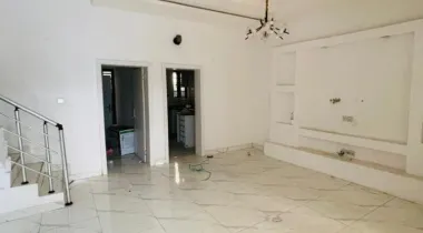 3 bedroom duplex available for rent 