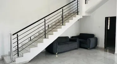 : 3 Bedroom Terrace