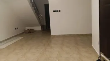 4 bedroom duplex with bq, security house and a personal gate opposite royal pine gate