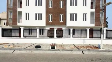 ONIRU V.I, LAGOS | 5 BED | N500M📌 4 Units of these 5 Bedroom Maisonette for sale