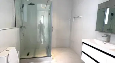 5 Bedroom Fully Detached Duplex