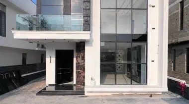 📍LEKKY COUNTY, LEKKI | N400M📌 Contemporary 5 Bedroom Fully Detached Duplex with Swimming Pool for sale