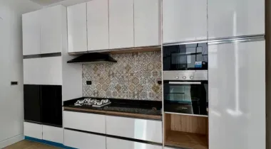 6 Bedroom Fully Detached Duplex