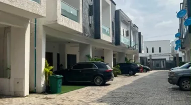 4 Bedroom  terrace duplex