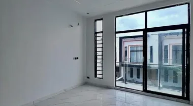 4 BEDROOM SEMI DETACHED DUPLEX LOCATED AT IKOTA LEKKI LAGOS FOR  SALE