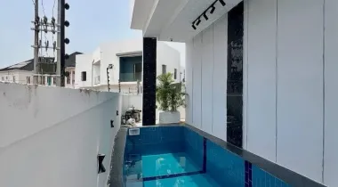 5 Bedroom contemporary Fully Detached Duplex