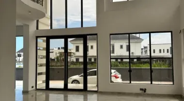 Majestic 4bedroom contemporary detached duplex with BQ.