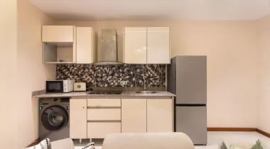 1 BEDROOM APARTMENT WIT CINEMA FOR SHORT-STAY