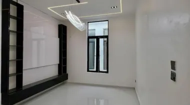 CONTEMPORARY DESIGNED 5 BEDROOM FULLY DETACHED HOME WITH SWIMMING POOL, GYM ROOM, BQ FOR SALE