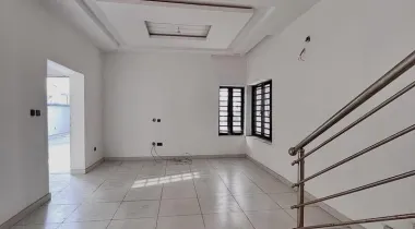 4 Bedroom Detached Duplex