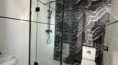 5 Bedroom Fully Detached Duplex