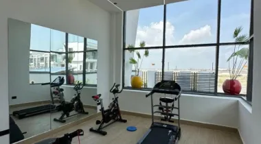 5BEDROOM FULLY DETACHED DUPLEX FOR SALE