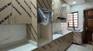 Brand new 2 bedroom flat, Ologolo lekki. Rent 8m