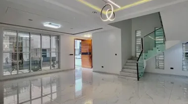 📍LEKKY COUNTY, LEKKI | N400M CONTEMPORARY DESIGNED 5 BEDROOM FULLY DETACHED HOME WITH SWIMMING POOL, CINEMA, ROOF TOP TERRACE FOR SALE‼️‼️