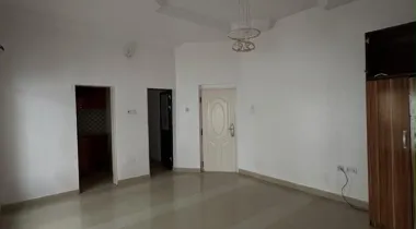 A spacious room self-con